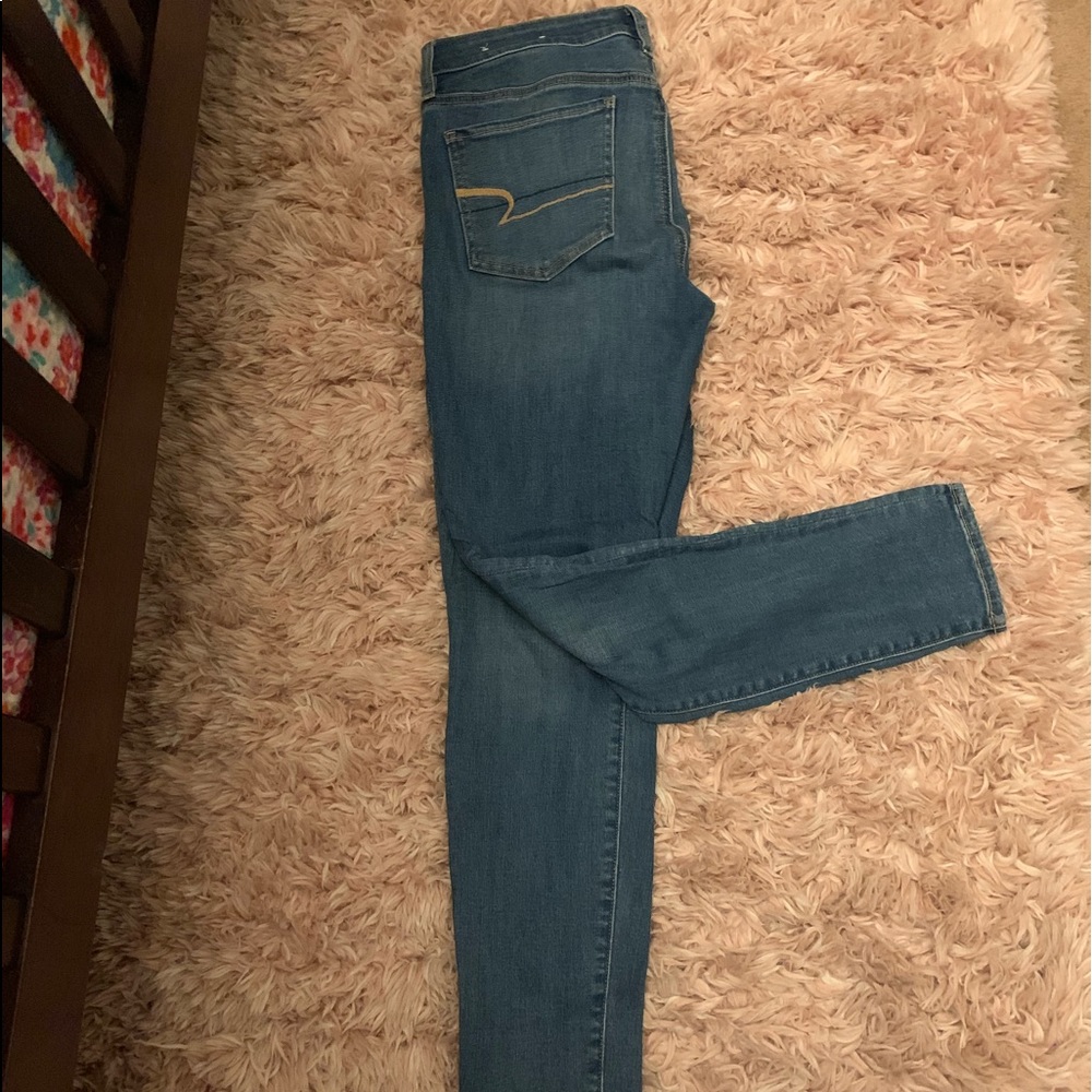 American Eagle skinny jeans